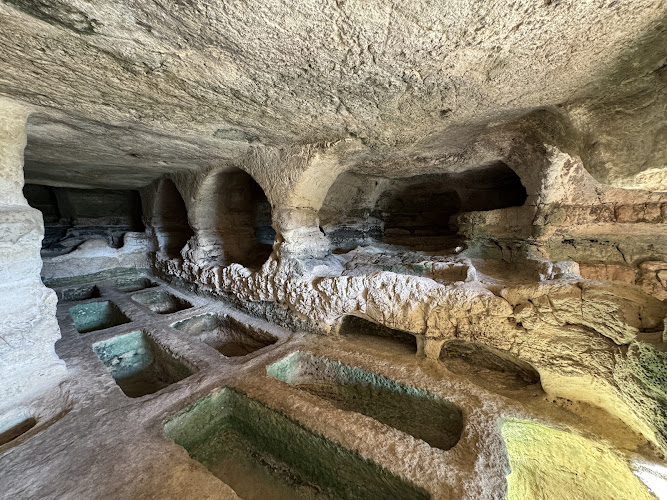 Grotta delle Trabacche
