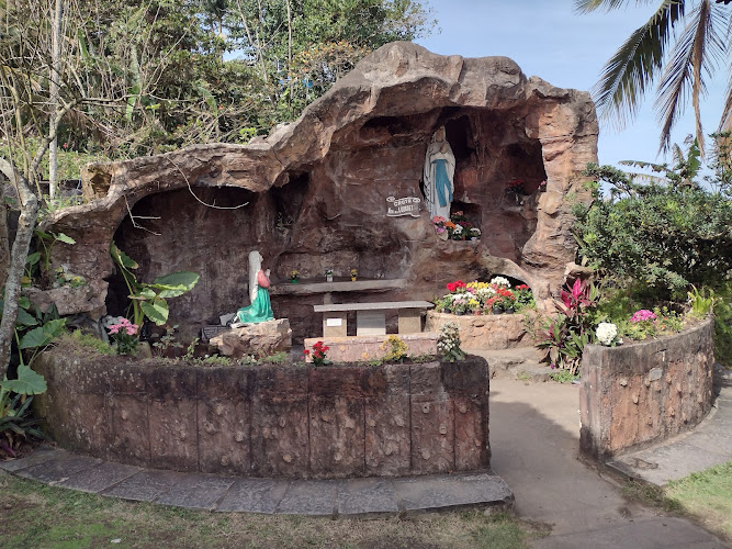 Gruta Nossa Senhora de Lourdes