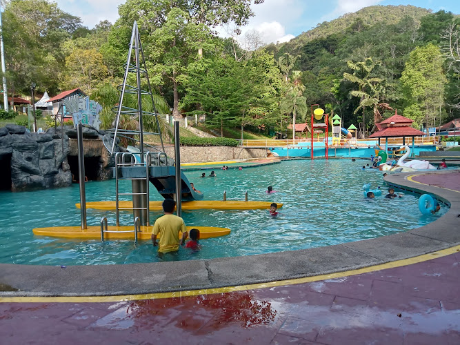 Gunung Lambak Water Park