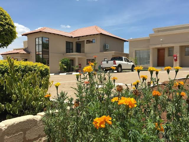 HILL VIEW INN HOTEL