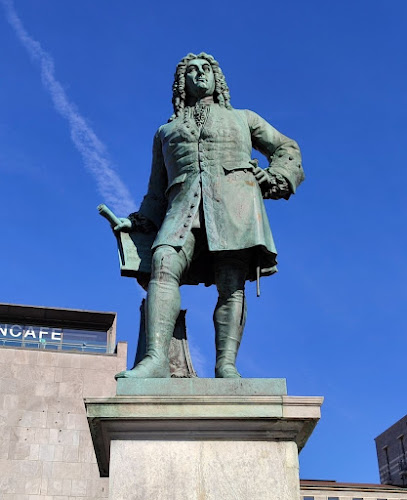 Handel monument
