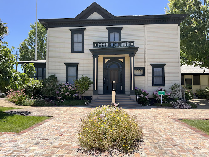 Harris Lass House Museum