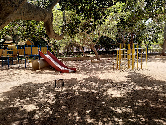 Hay Riad Public Children