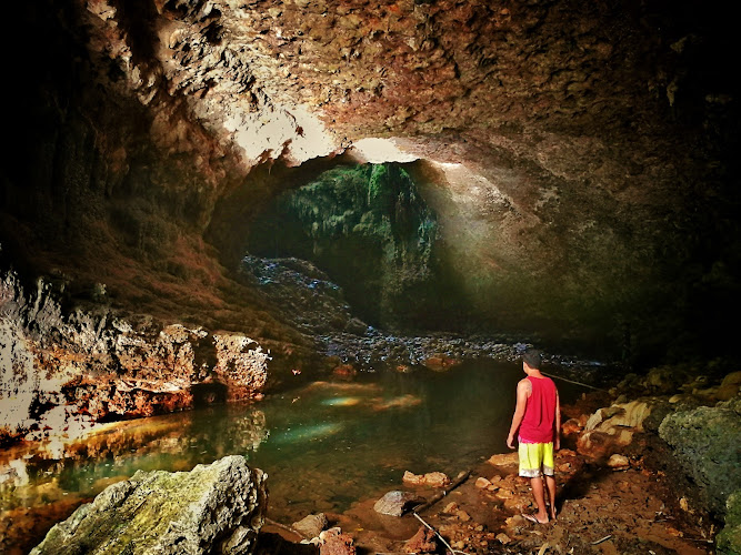 Hinayagan Cave