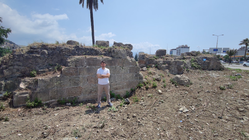 Historical Port Remains