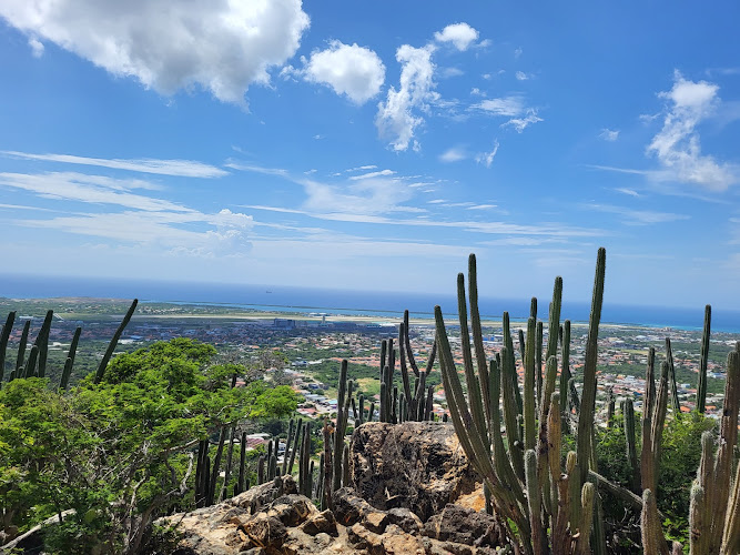 Hooiberg Hiking Trail