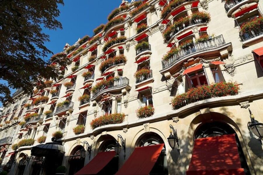 Hotel Plaza Athénée, Paris