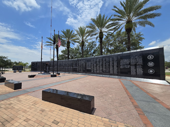 Jacksonville Veterans Memorial Wall