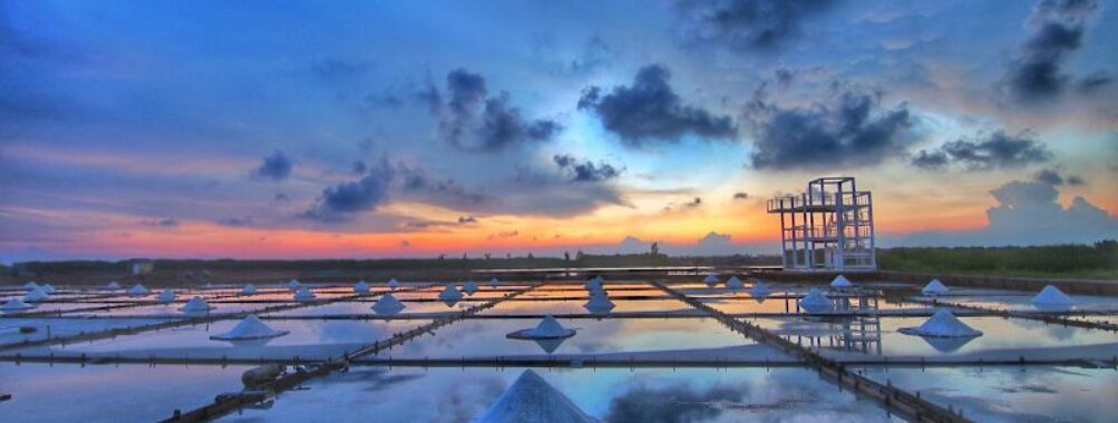 Jingzaijiao Tile-paved Salt Fields Travel Forum Reviews