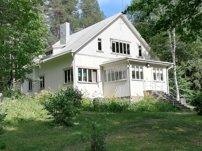 Joensuun seurakunnan kesäkoti Männikköniemi