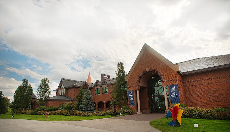 Jundt Art Museum
