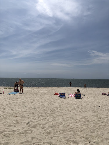 Kalmus Park Beach