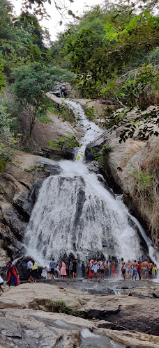 Kaviyaruvi Waterfalls (Monkey Falls)
