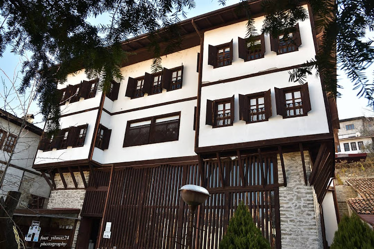 Kaymakamlar Travel House