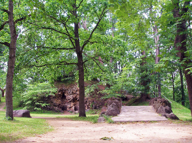 Kissing Hill