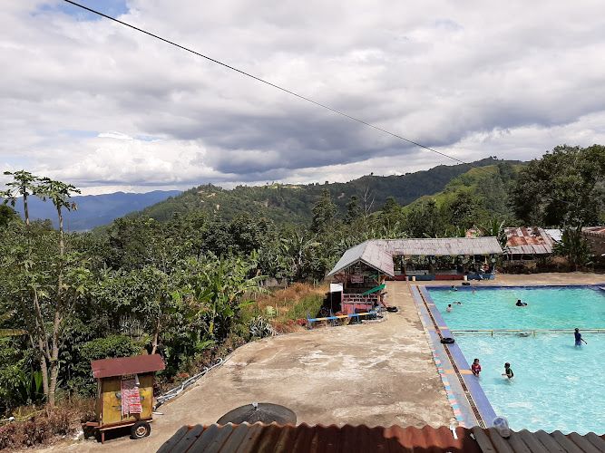 Kolam Renang Bruna
