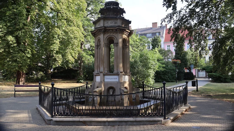 Kolostujova kašna