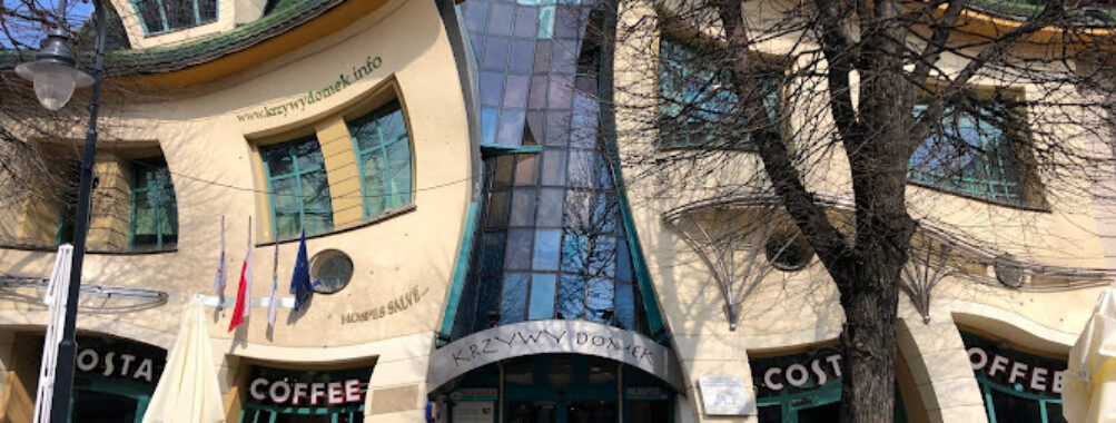 Krzywy Domek Travel Forum Reviews