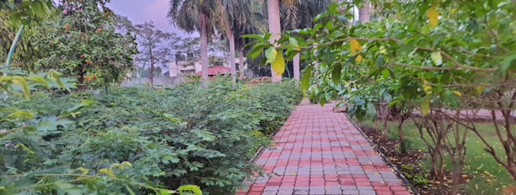 LAL BAUG Garden Travel Forum Reviews