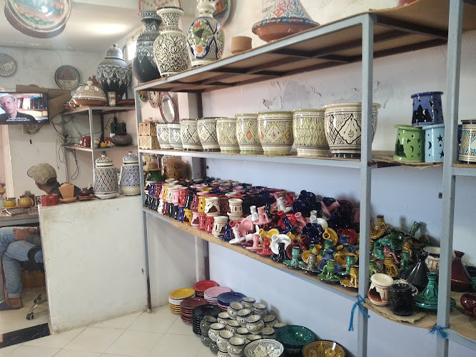 La Colline des Potiers : Ateliers de poterie & de peinture