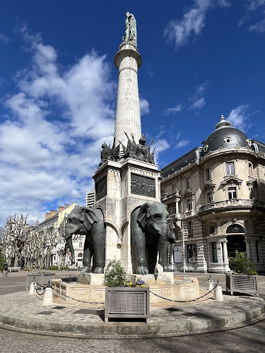 La Fontaine des Éléphants
