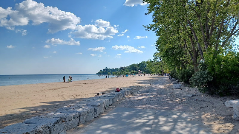 Lakeview Park Beach
