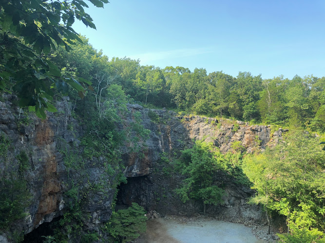 Land Trust. of North Alabama: Three Caves
