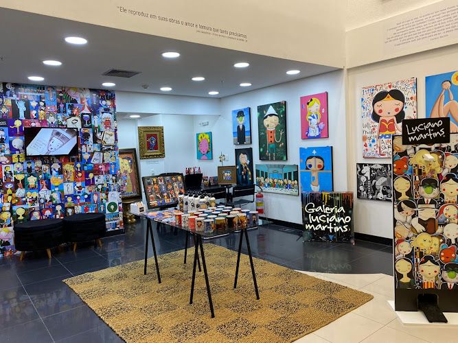Luciano Martins Art Galery