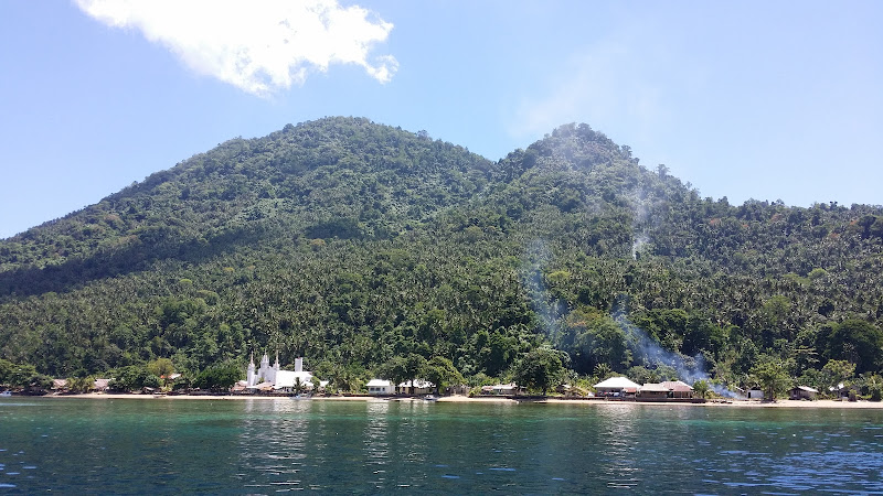 Manadotua Island