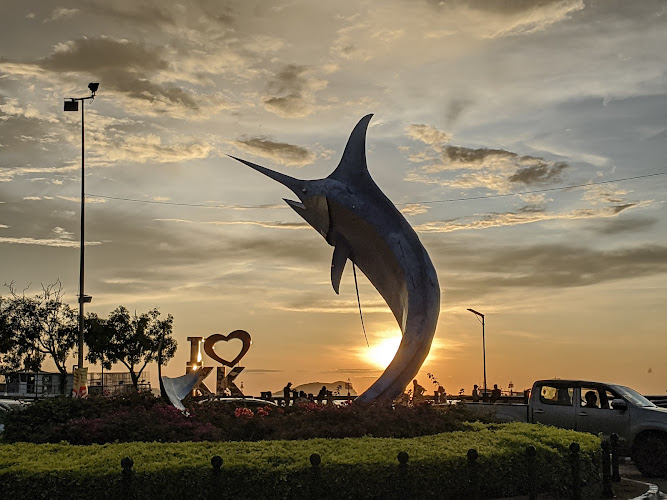 Marlin Statue