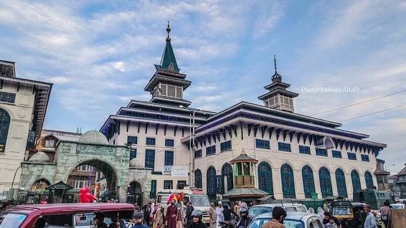 Masjid Dastgeer Sahib