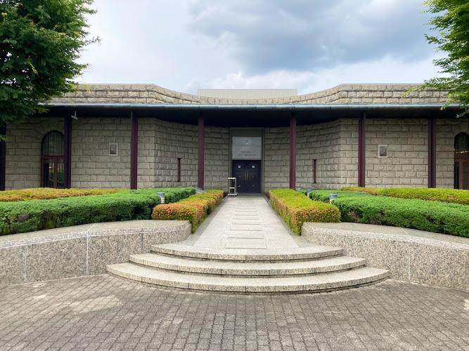 Menard Art Museum