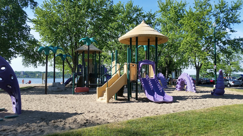 Minet's Point Park.