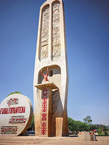 Monument Fahaleovantena