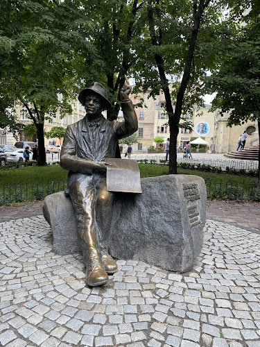 Monument to Nikifor Krynicki