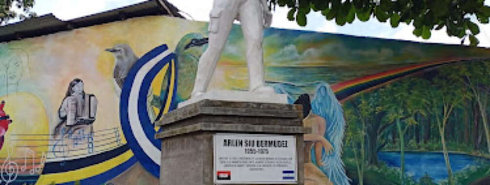 Monumento Arlen Siu Travel Forum Reviews