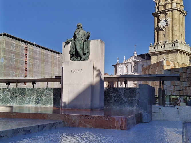Monumento a Francisco de Goya