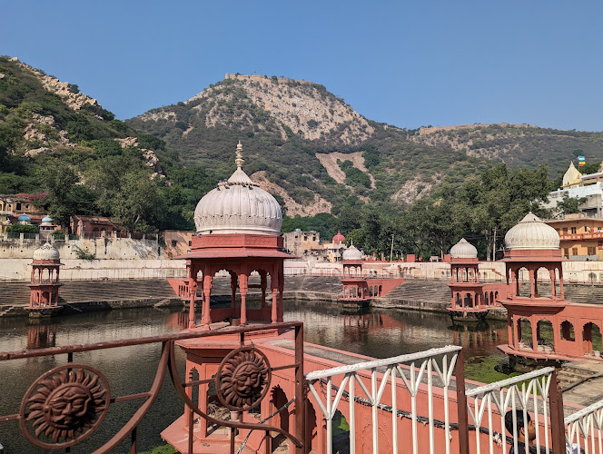 Moti Doongri