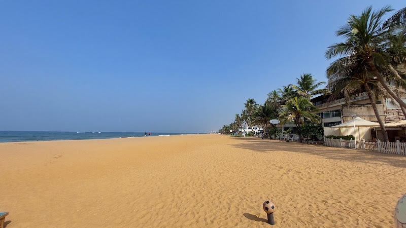 Mount Lavinia Beach.