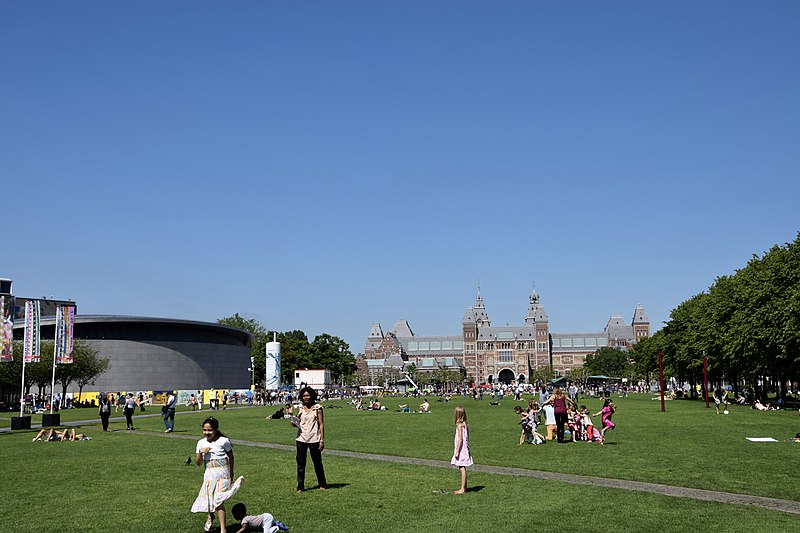Museumplein in Amsterdam