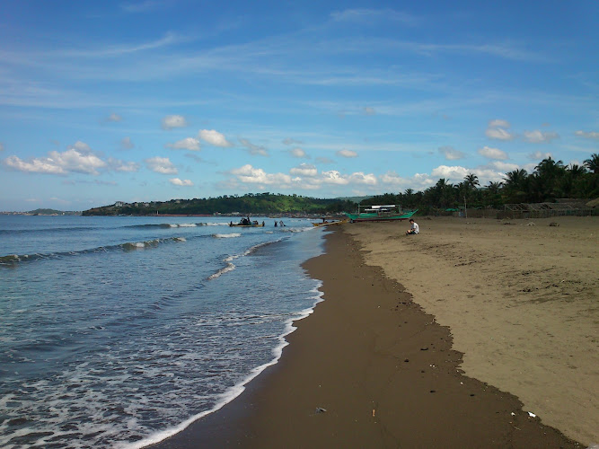 Nasugbu Beachfront Condominium For Sale