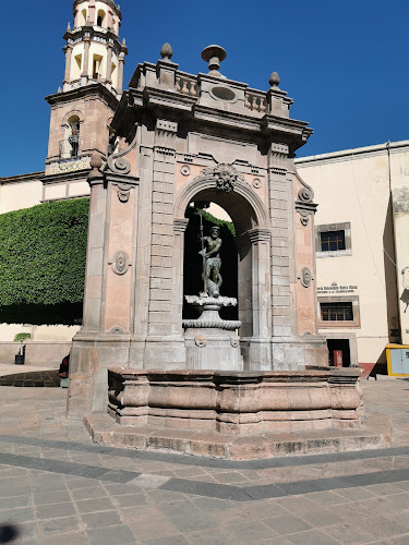 Neptune Fountain