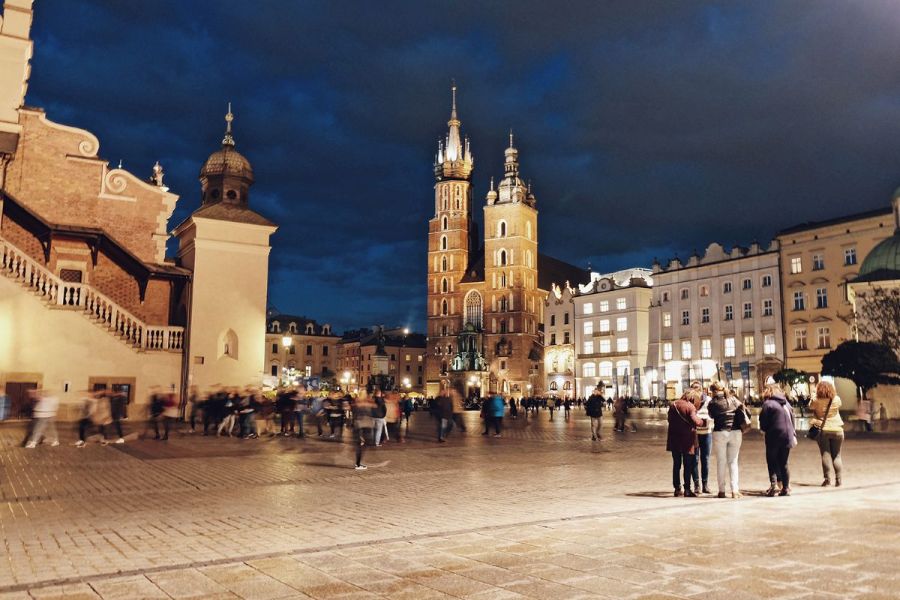Nightlife and Entertainment Options
