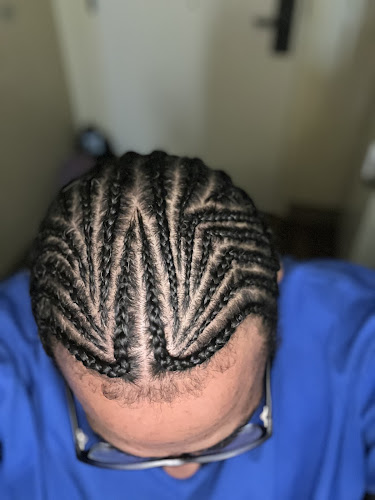 Nimann African Braiding