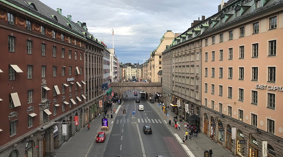 Busy streets of Norrmalm