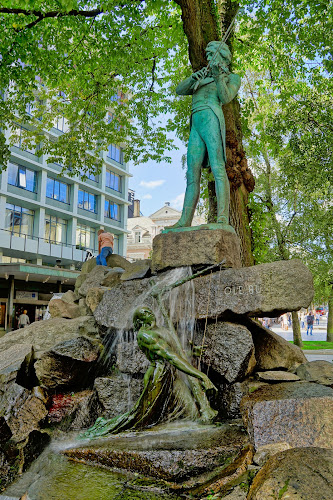 Ole Bull Fountain