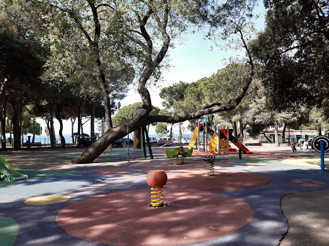Parc De La Pinède