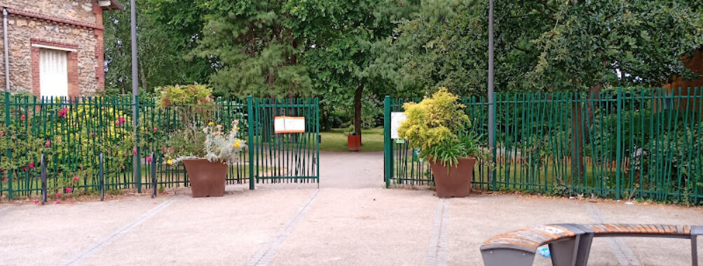 Parc Émile Zola - Entrée avenue Pierre Gastaud Travel Forum Reviews