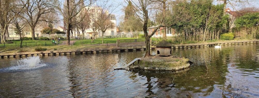 Parc Gainville - Parc des Cygnes (entrée rue des 2 ponts) Travel Forum Reviews