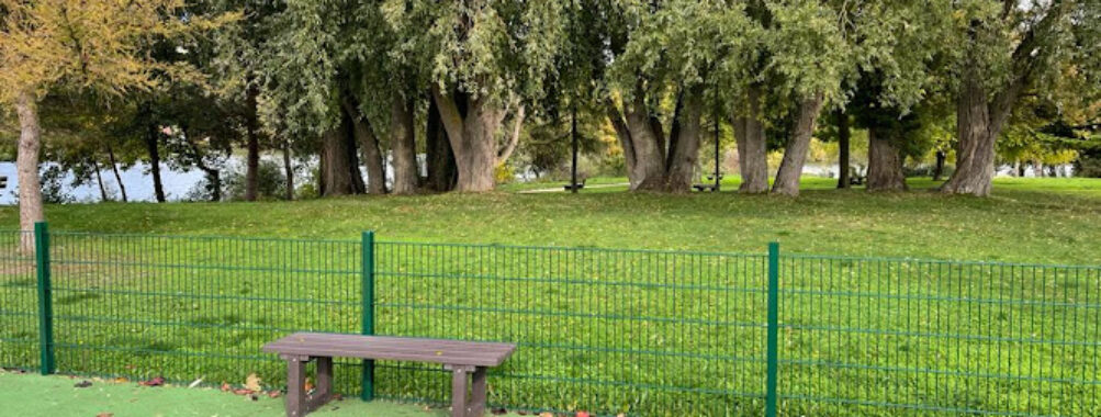 Parc jeux enfants et terrain de basket Travel Forum Reviews